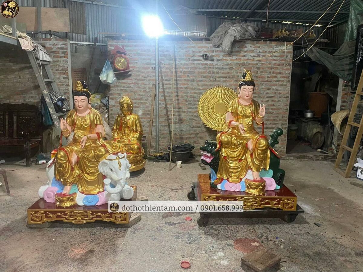 Tượng Văn Thù Sư Lợi và Phổ Hiền Bồ Tát Sơn Son Thếp Vàng