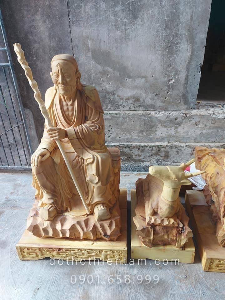 Tượng Thập Bát La Hán Chế Tác Bằng Gỗ Mít