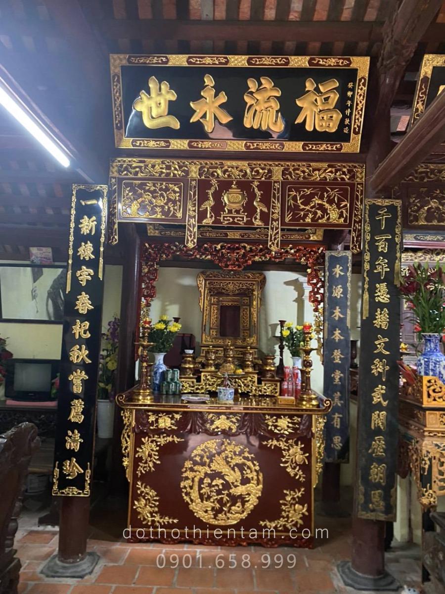 Bàn Thờ Chấp Tải sơn theo lối cổ