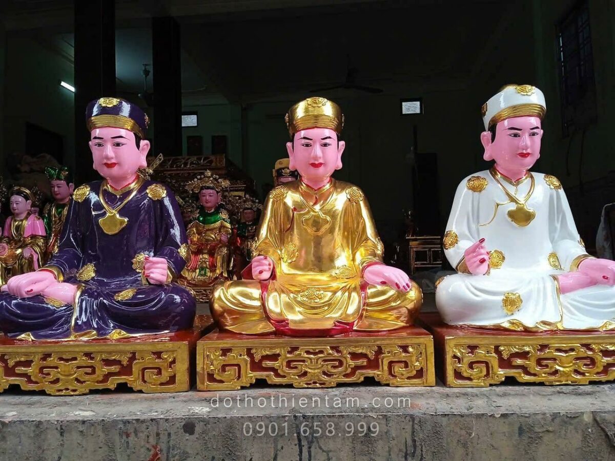 Tượng Ông Hoàng Bơ, Hoàng Bảy, Hoàng Mười